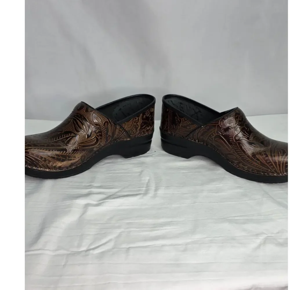 Dansko Brown Tooled Leather Clogs Floral Embossed Slip On Shoes Womens 10.5/11